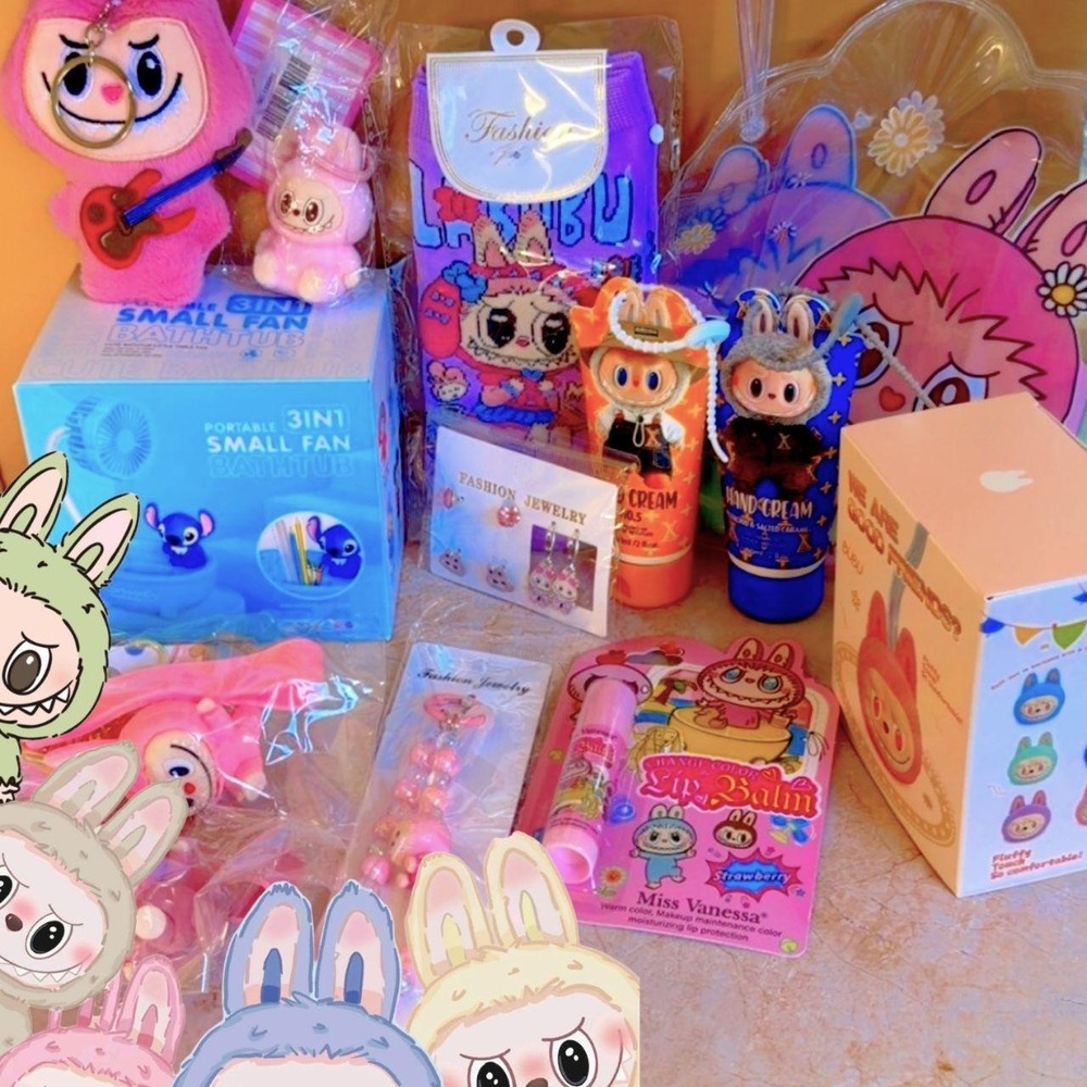LABUBU‎ THE MONSTERS MEGA PINK CHARACTER BUNDLE 11PC SET